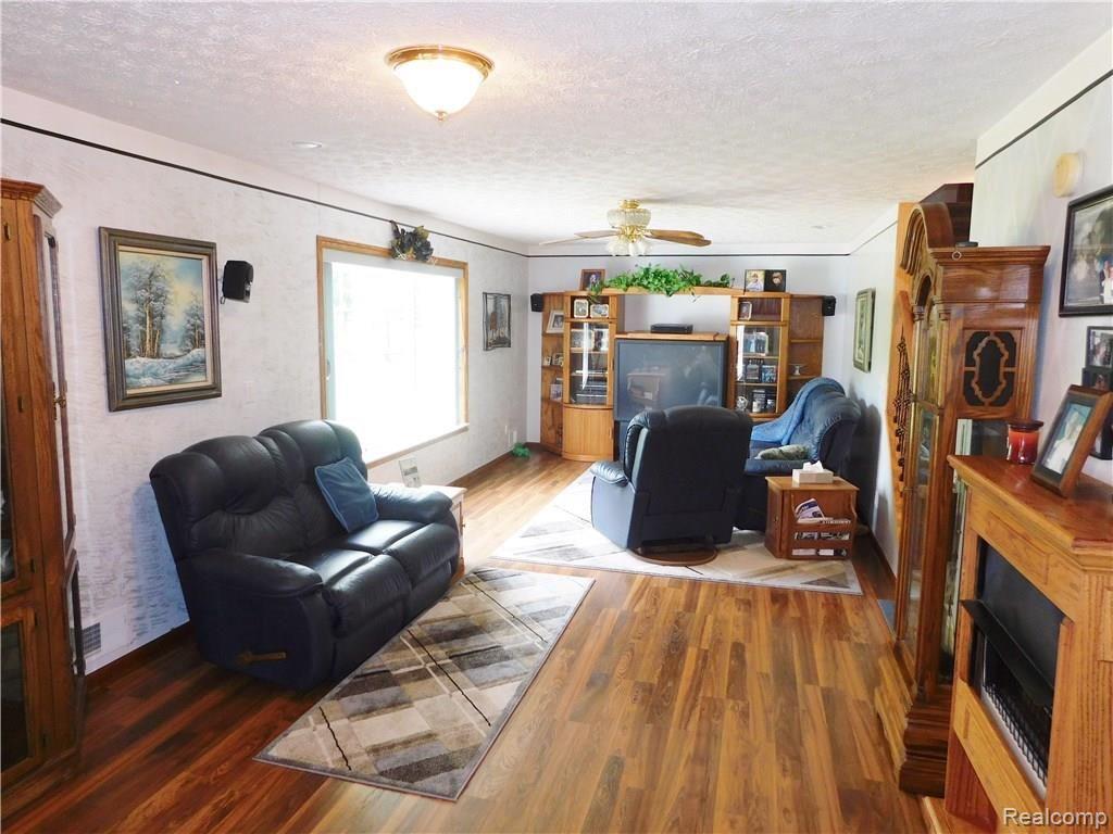 8337 West Mason Road Fowlerville, MI 48836 - Photo 9 of 20
