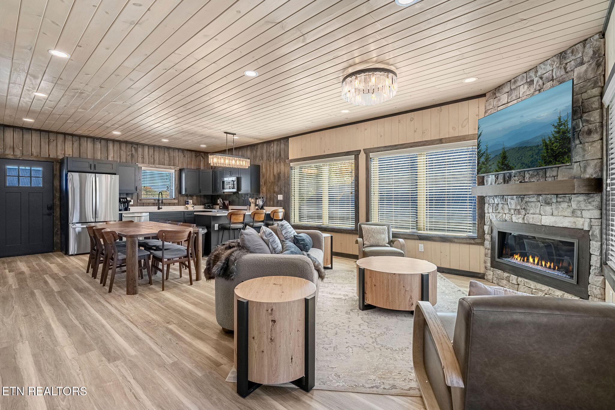 593 Warbonnet Way Pigeon Forge, TN 37863 - Photo 12 of 45 DSC08781-HDR