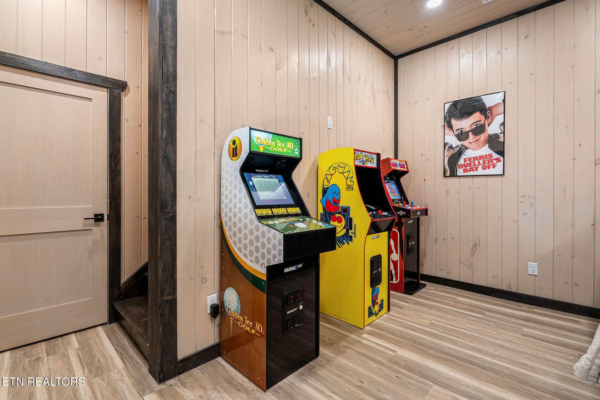 593 Warbonnet Way Pigeon Forge, TN 37863 - Photo 34 of 45 DSC08886-HDR