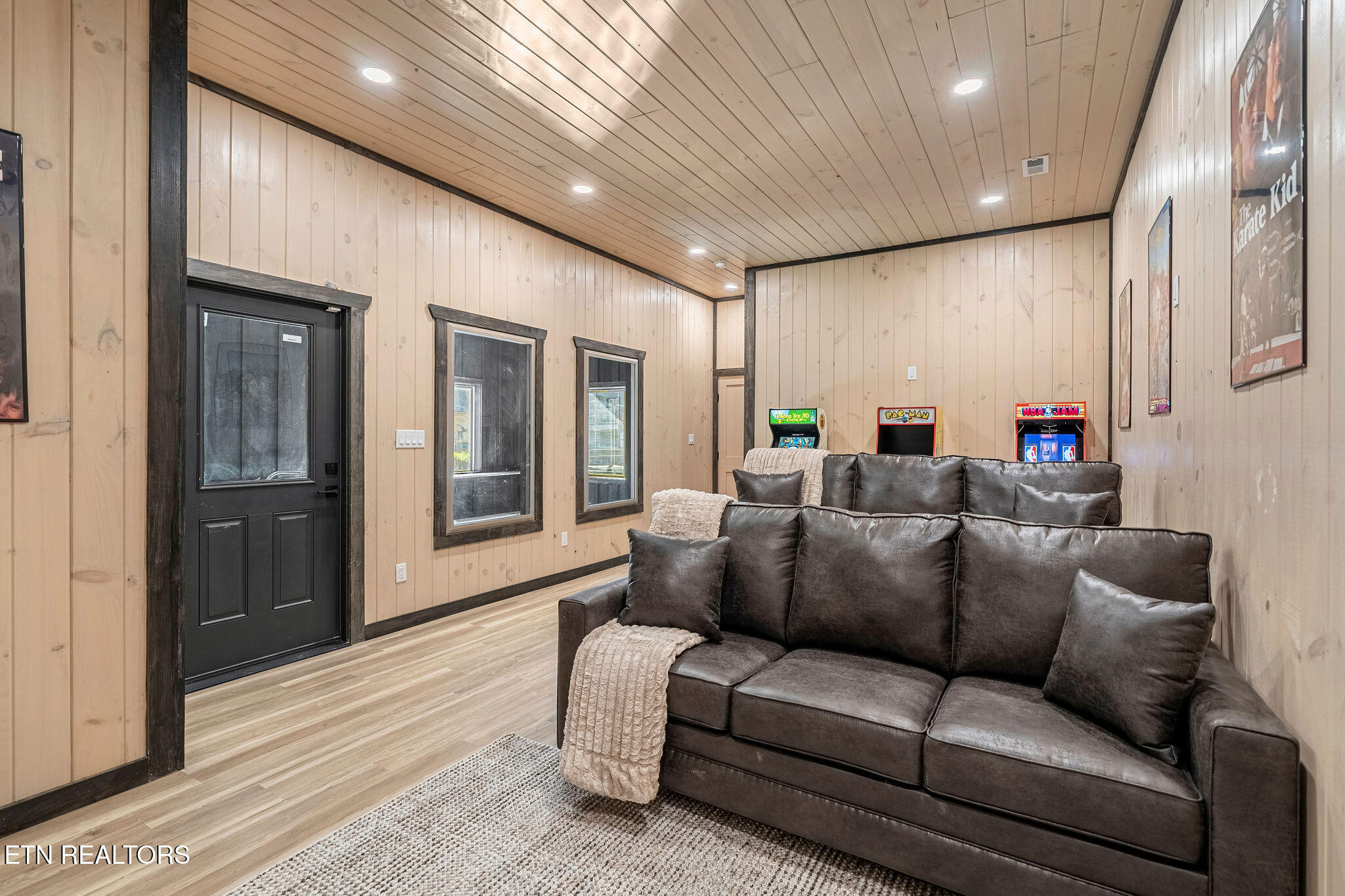 593 Warbonnet Way Pigeon Forge, TN 37863 - Photo 35 of 45 DSC08891-HDR