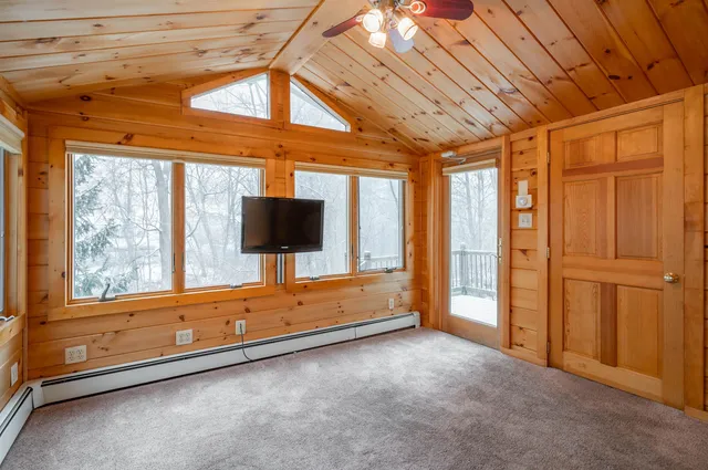 $650,000 | 5 Appaloosa Place, Nashua, NH 03062