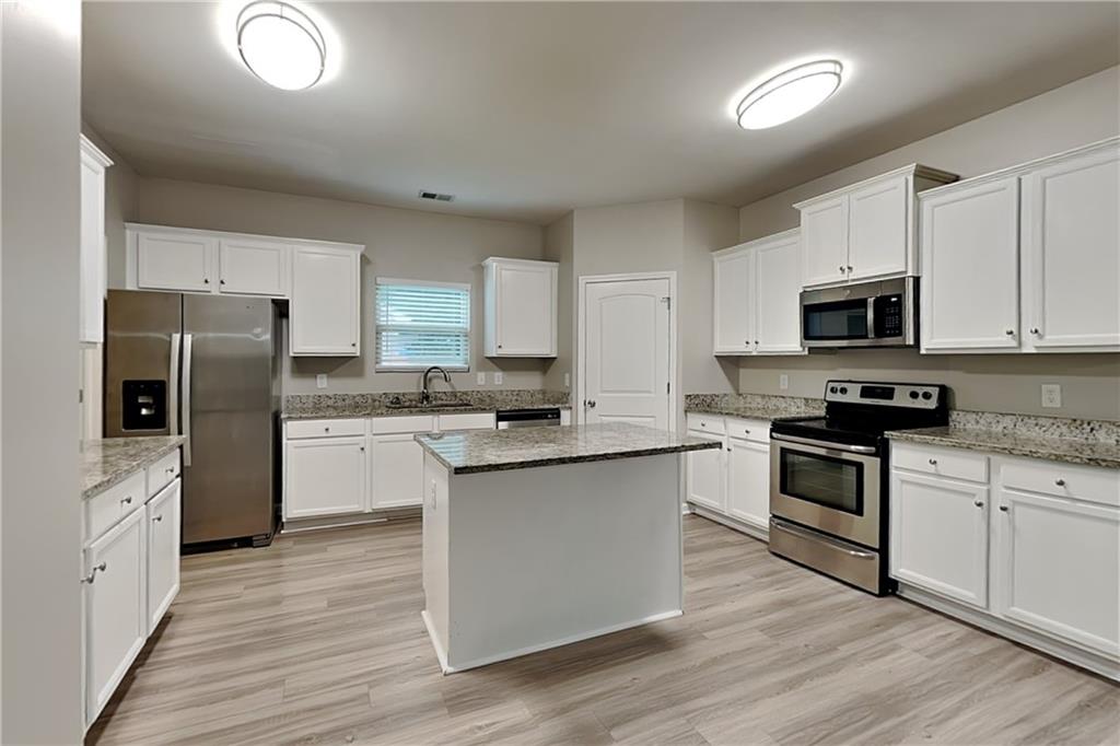 119 Spring Forrest Lane Dallas, GA 30157 - Photo 4 of 23 Gallery Image 4
