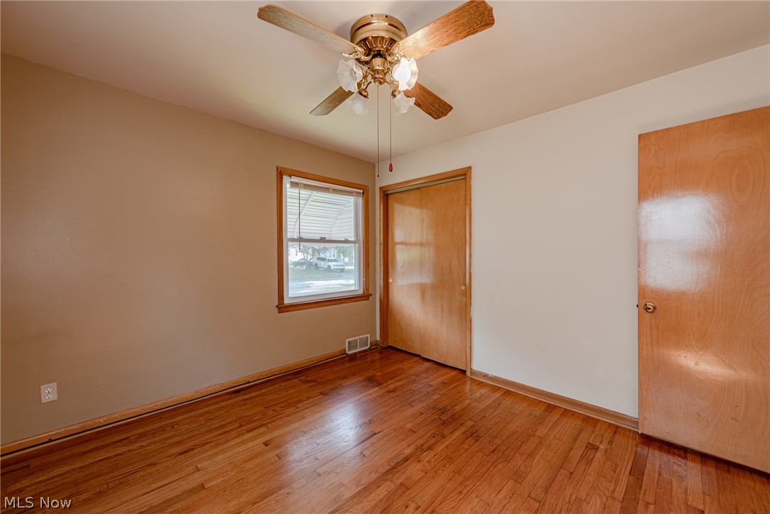 4145 Stonehaven Road Cleveland, OH 44121 - Photo 19 of 32