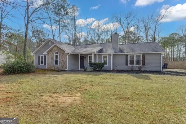 $2,400 | 78 Standing Rock Road, Senoia, GA 30276
