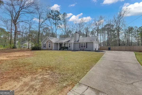 $2,400 | 78 Standing Rock Road, Senoia, GA 30276