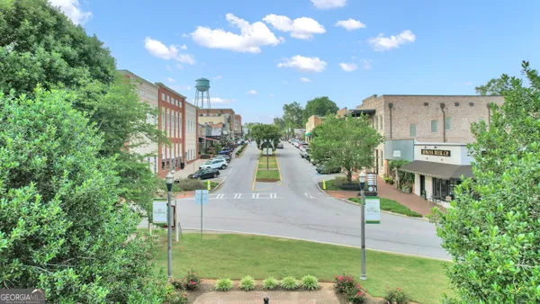 $2,400 | 78 Standing Rock Road, Senoia, GA 30276