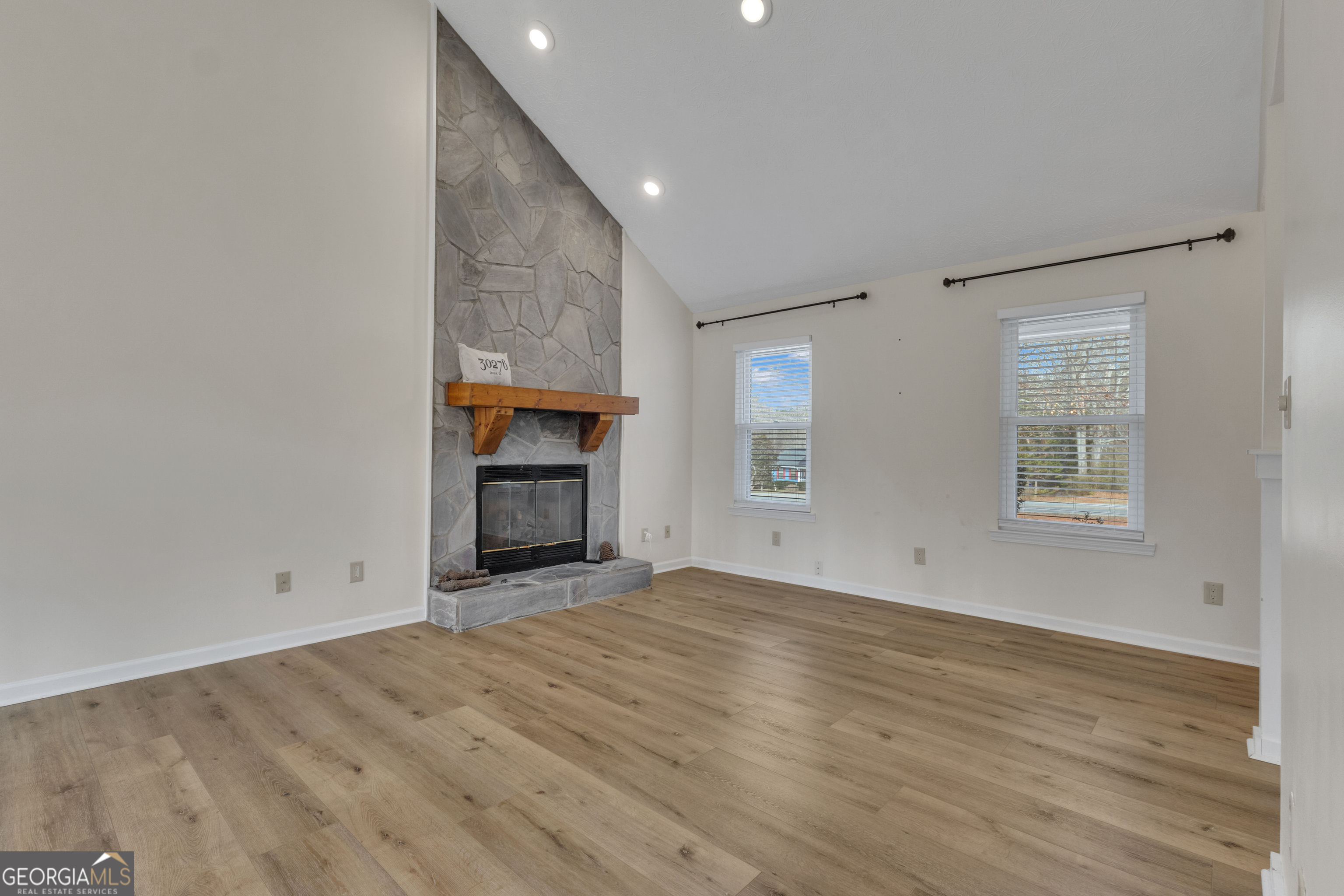 78 Standing Rock Road Senoia, GA 30276 - Photo 7 of 44