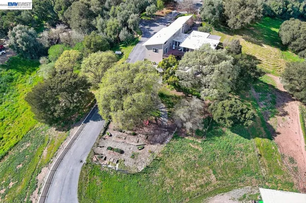 $2,980,000 | 10700 Foothill Road, Sunol, CA 94586