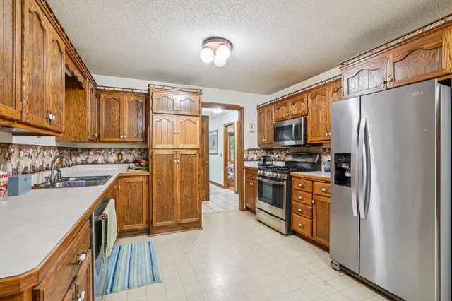 $550,000 | 20715 Minnie B Grant Lane Northeast, Wyoming, MN 55092