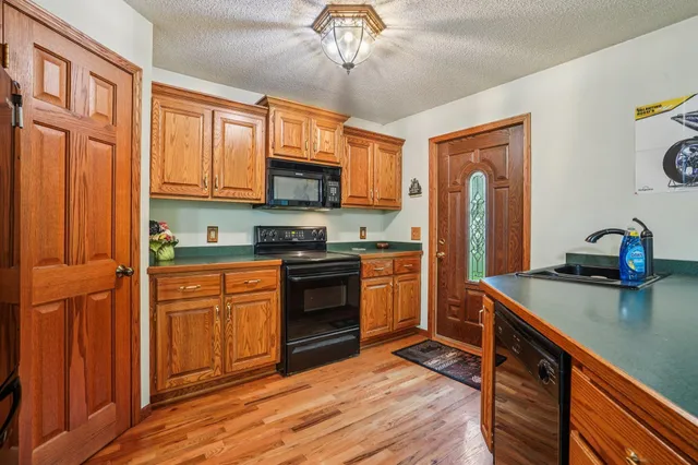 $550,000 | 20715 Minnie B Grant Lane Northeast, Wyoming, MN 55092