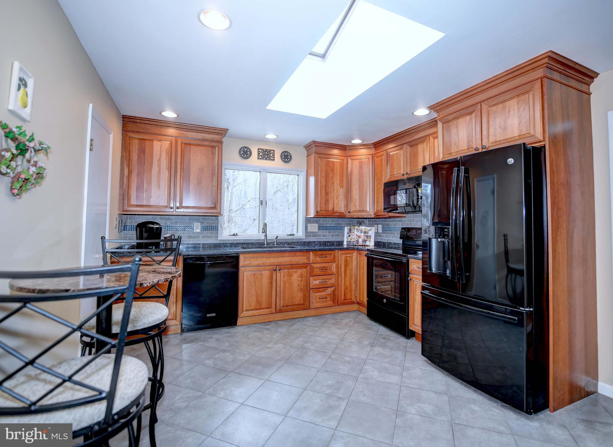 1703 Cosner Road Forest Hill, MD 21050 - Photo 10 of 44 Spacious eat in kit w skylight, granite & backspls