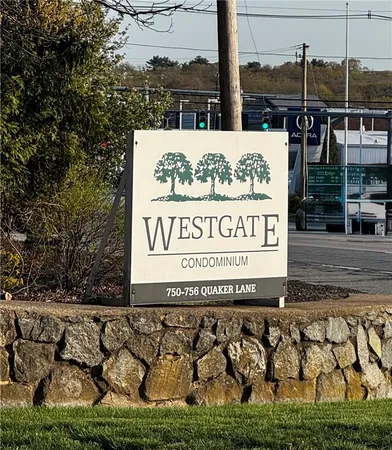 $253,000 | 752 Quaker Lane, Unit 105, Warwick, RI 02818