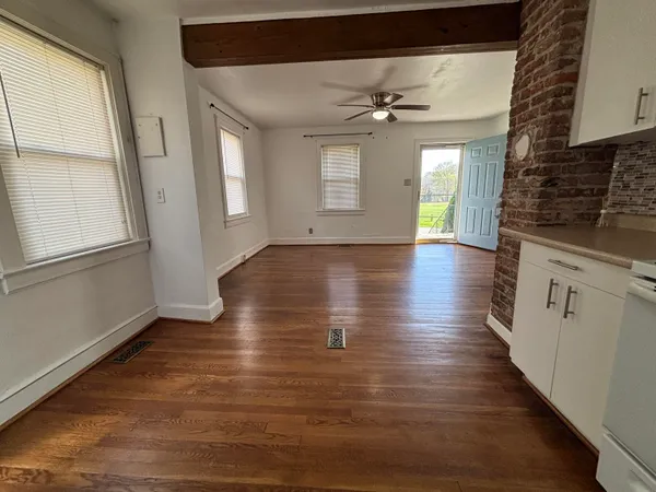 $1,550 | 950 Morgan Avenue Southeast, Roanoke, VA 24013