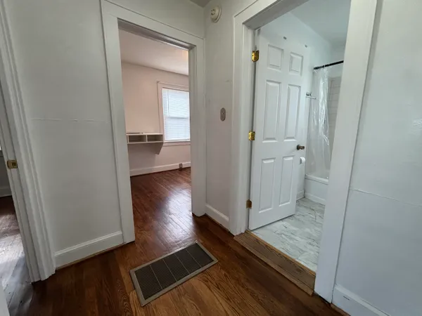 $1,550 | 950 Morgan Avenue Southeast, Roanoke, VA 24013