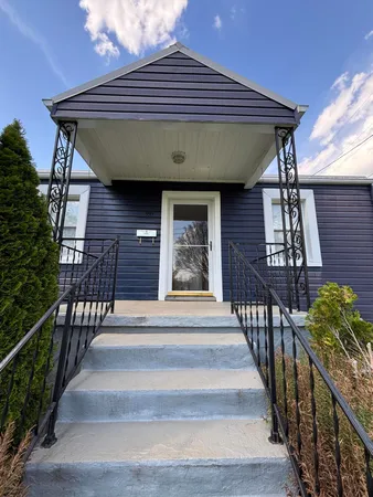 $1,550 | 950 Morgan Avenue Southeast, Roanoke, VA 24013
