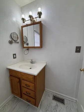 $1,550 | 950 Morgan Avenue Southeast, Roanoke, VA 24013