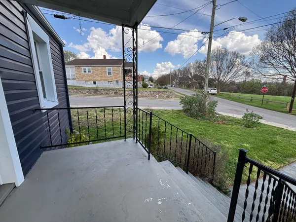 $1,550 | 950 Morgan Avenue Southeast, Roanoke, VA 24013