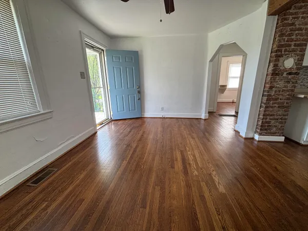 $1,550 | 950 Morgan Avenue Southeast, Roanoke, VA 24013