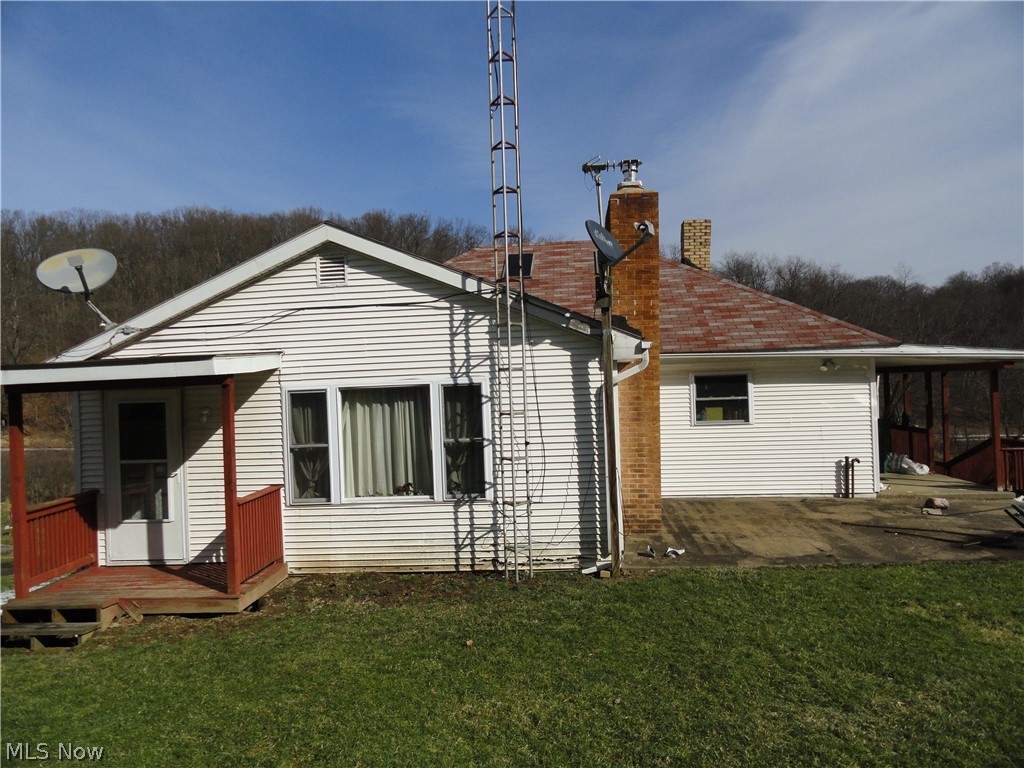 853 Middle Run Road Chester, WV 26034 - Photo 18 of 25