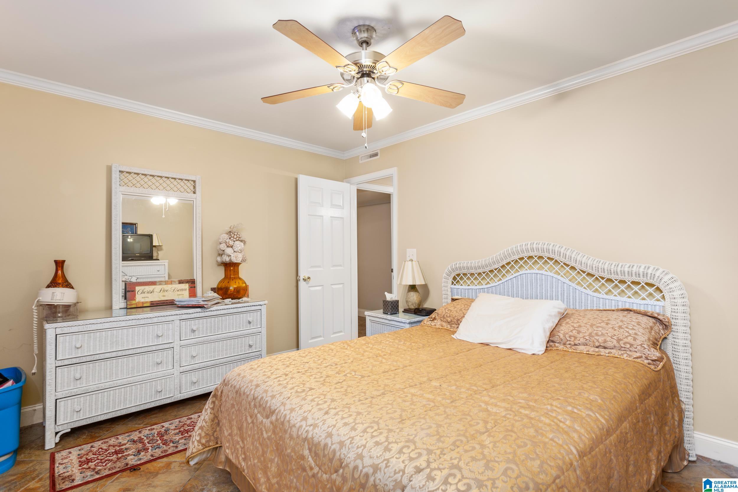 101 Paradise Isle, Unit 101 Riverside, AL 35135 - Photo 14 of 55
