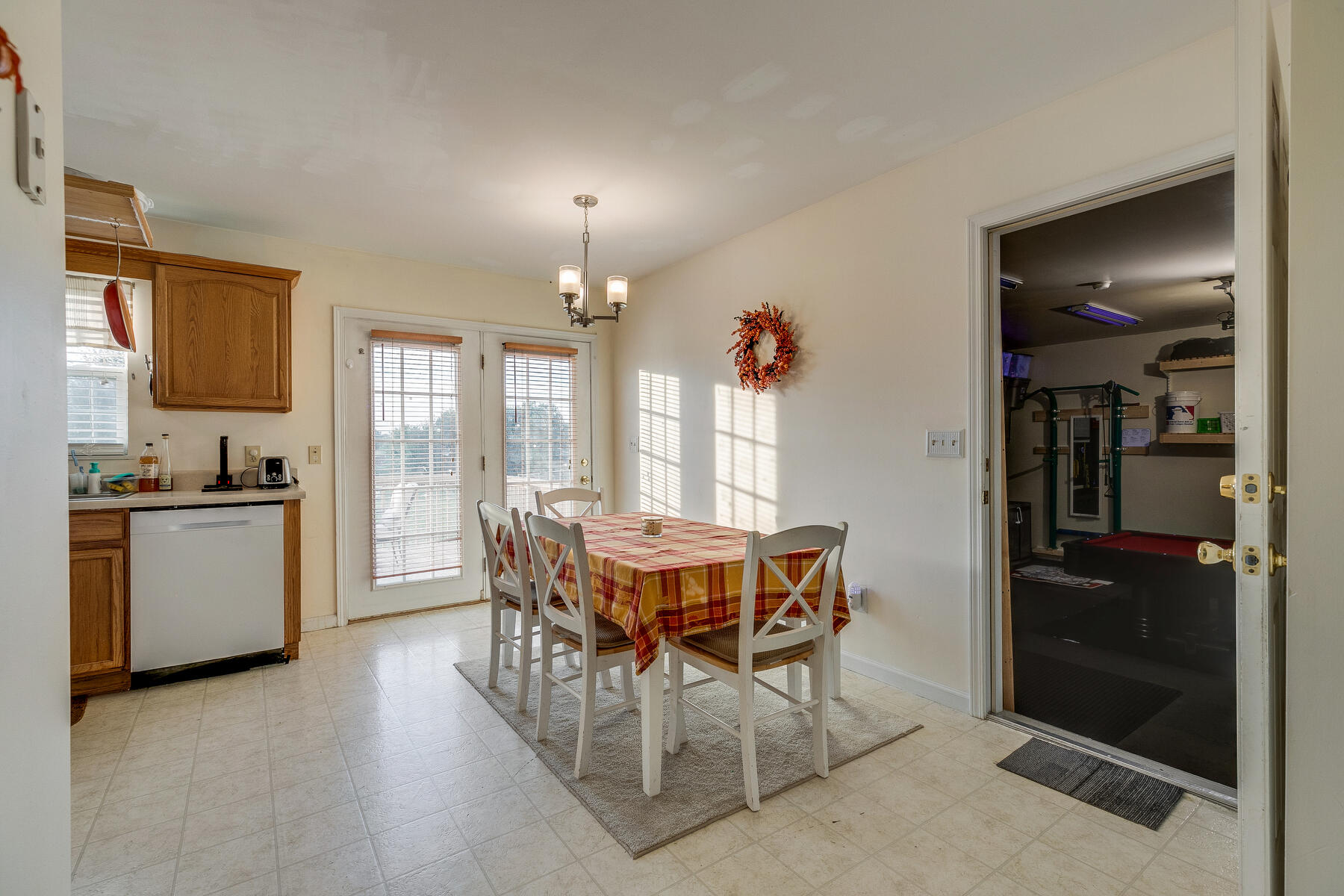 290 Leesburg Road Telford, TN 37690 - Photo 6 of 26 009