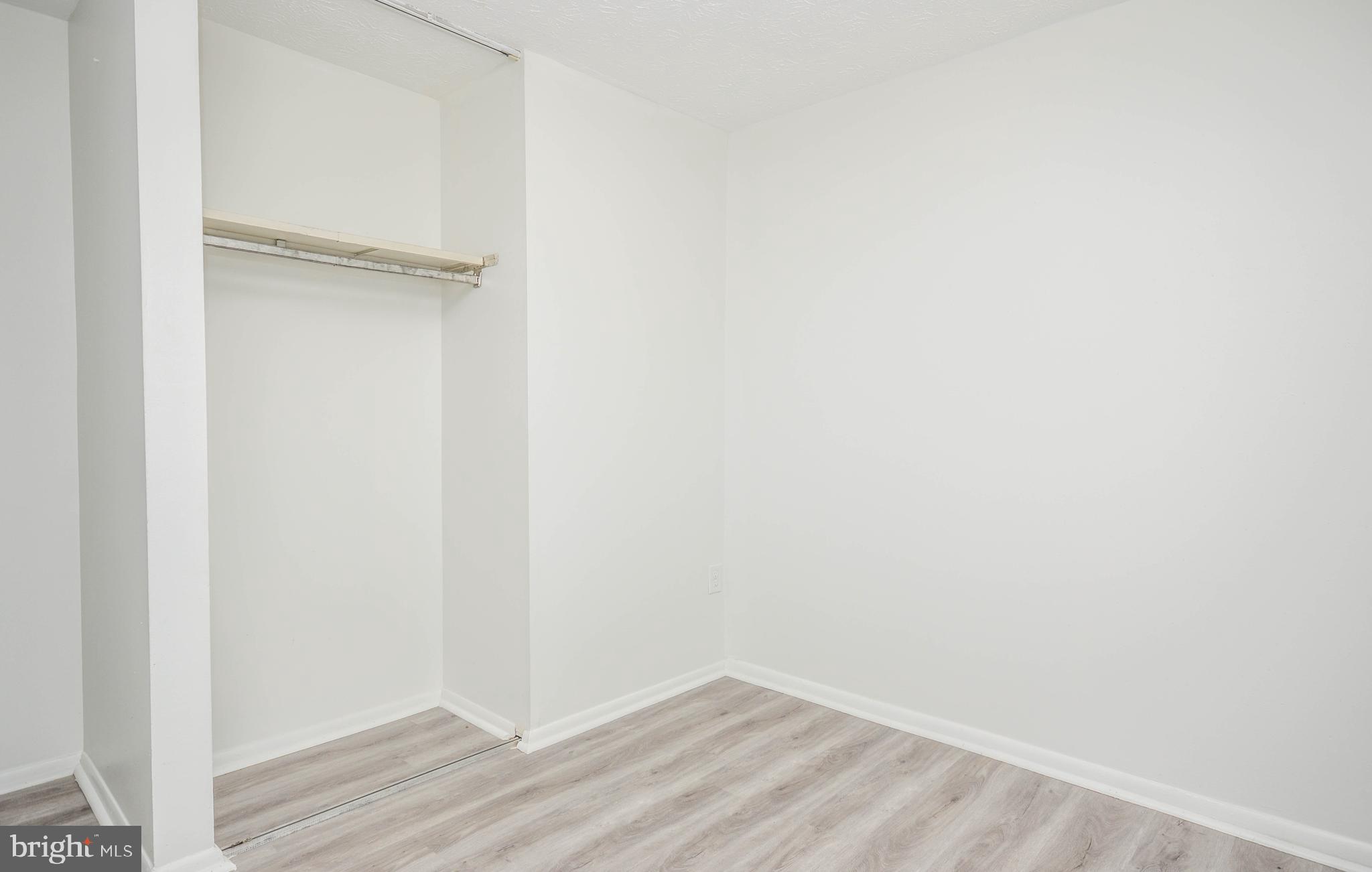 14550 Farmcrest Place Silver Spring, MD 20905 - Photo 17 of 27