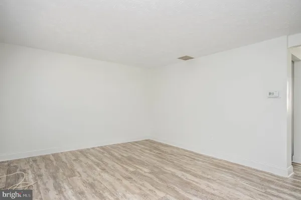 $2,400 | 14550 Farmcrest Place, Silver Spring, MD 20905