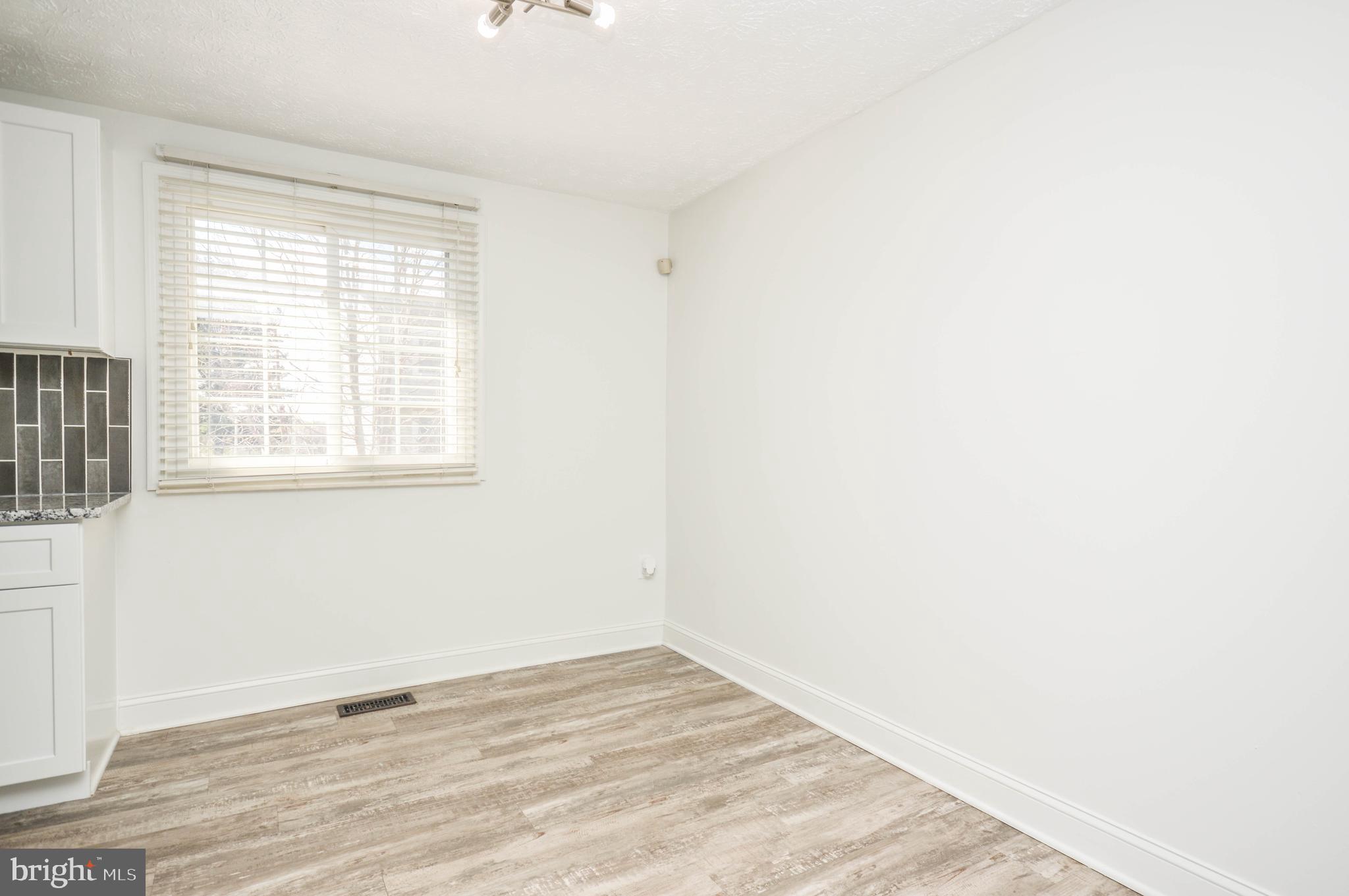 14550 Farmcrest Place Silver Spring, MD 20905 - Photo 7 of 27