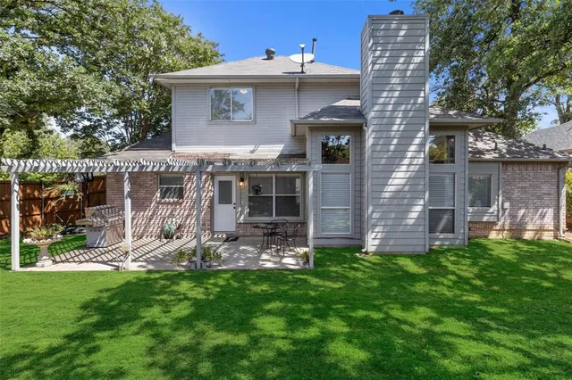 $399,880 | 1213 Greendale Drive, Bedford, TX 76022