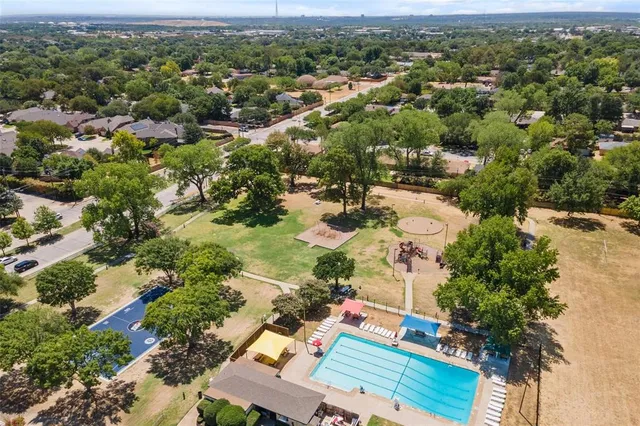 $399,880 | 1213 Greendale Drive, Bedford, TX 76022