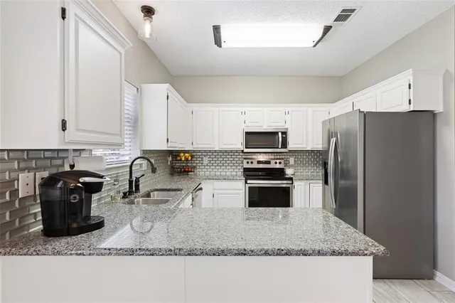 $399,880 | 1213 Greendale Drive, Bedford, TX 76022