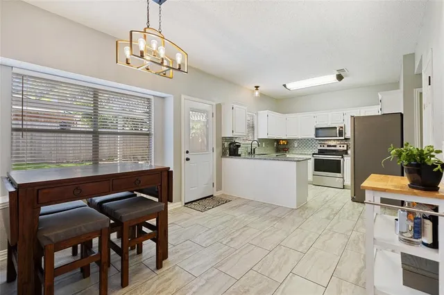 $399,880 | 1213 Greendale Drive, Bedford, TX 76022