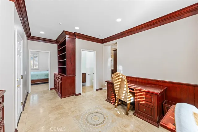 $1,595,000 | 952 Creek View Lane, Redlands, CA 92373