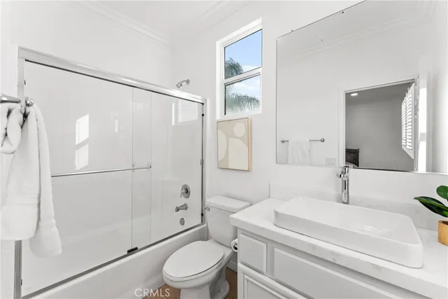 $1,595,000 | 952 Creek View Lane, Redlands, CA 92373