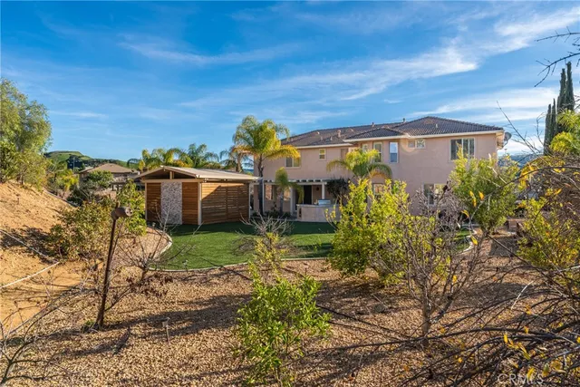 $1,595,000 | 952 Creek View Lane, Redlands, CA 92373