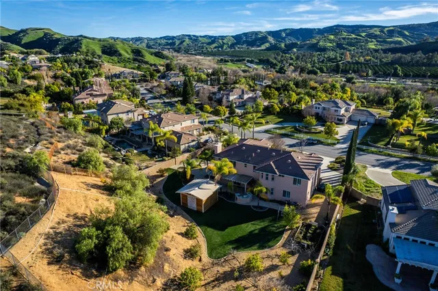 $1,595,000 | 952 Creek View Lane, Redlands, CA 92373