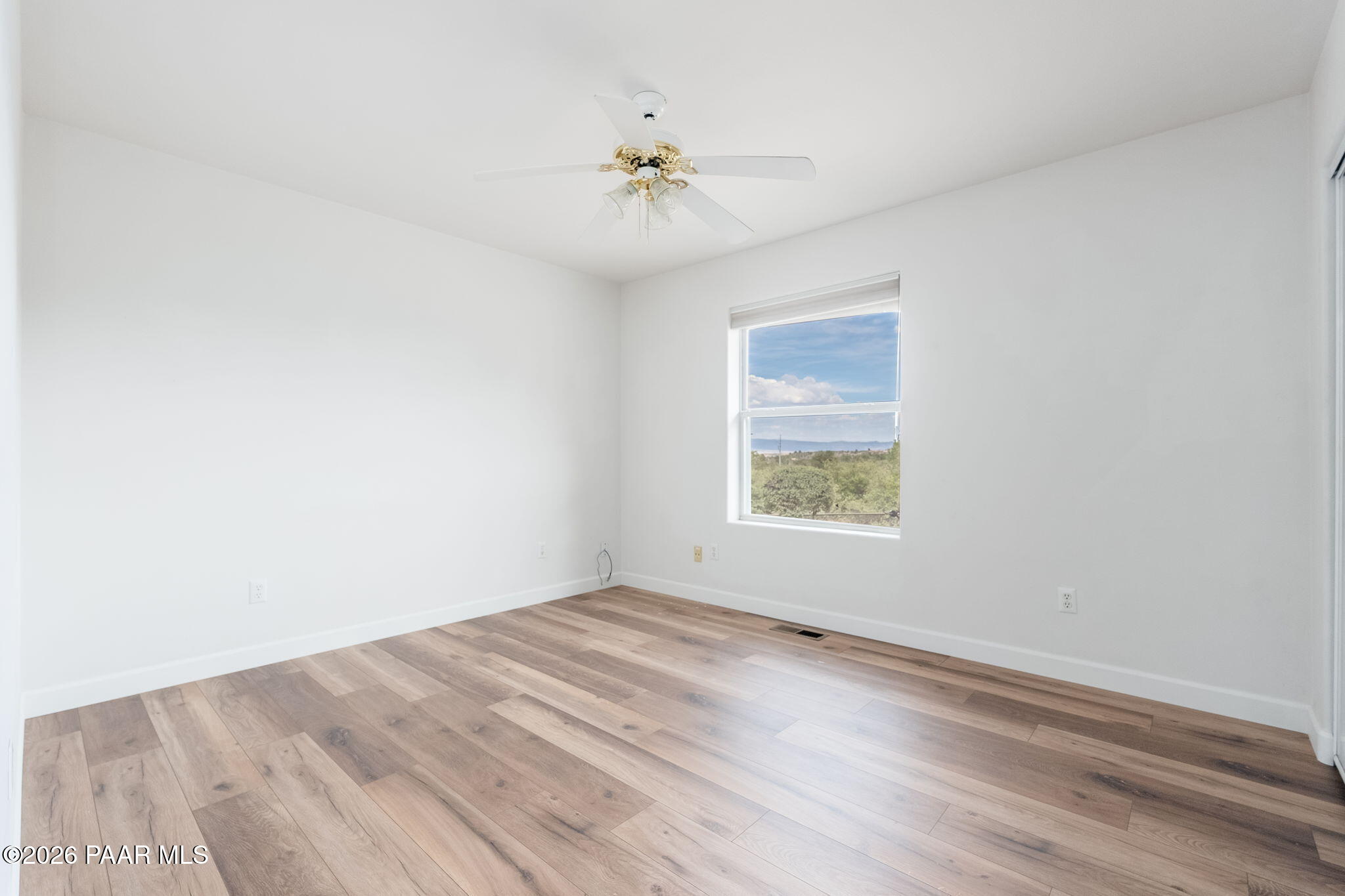 5801 North Honeysuckle Road Prescott, AZ 86305 - Photo 22 of 35 3rd Bedroom