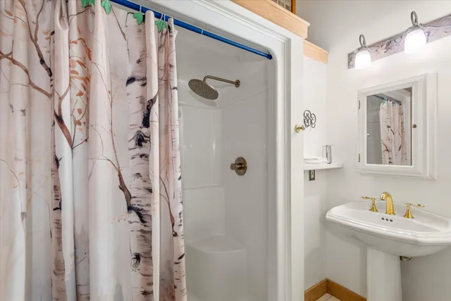 $1,600,000 | 4641 East Allen Road, Webberville, MI 48892