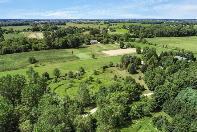$1,600,000 | 4641 East Allen Road, Webberville, MI 48892