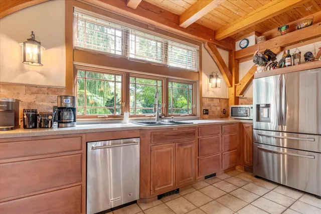 $1,600,000 | 4641 East Allen Road, Webberville, MI 48892