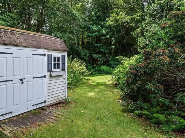 $472,500 | 15 Priscilla Lane, Charlton, MA 01507