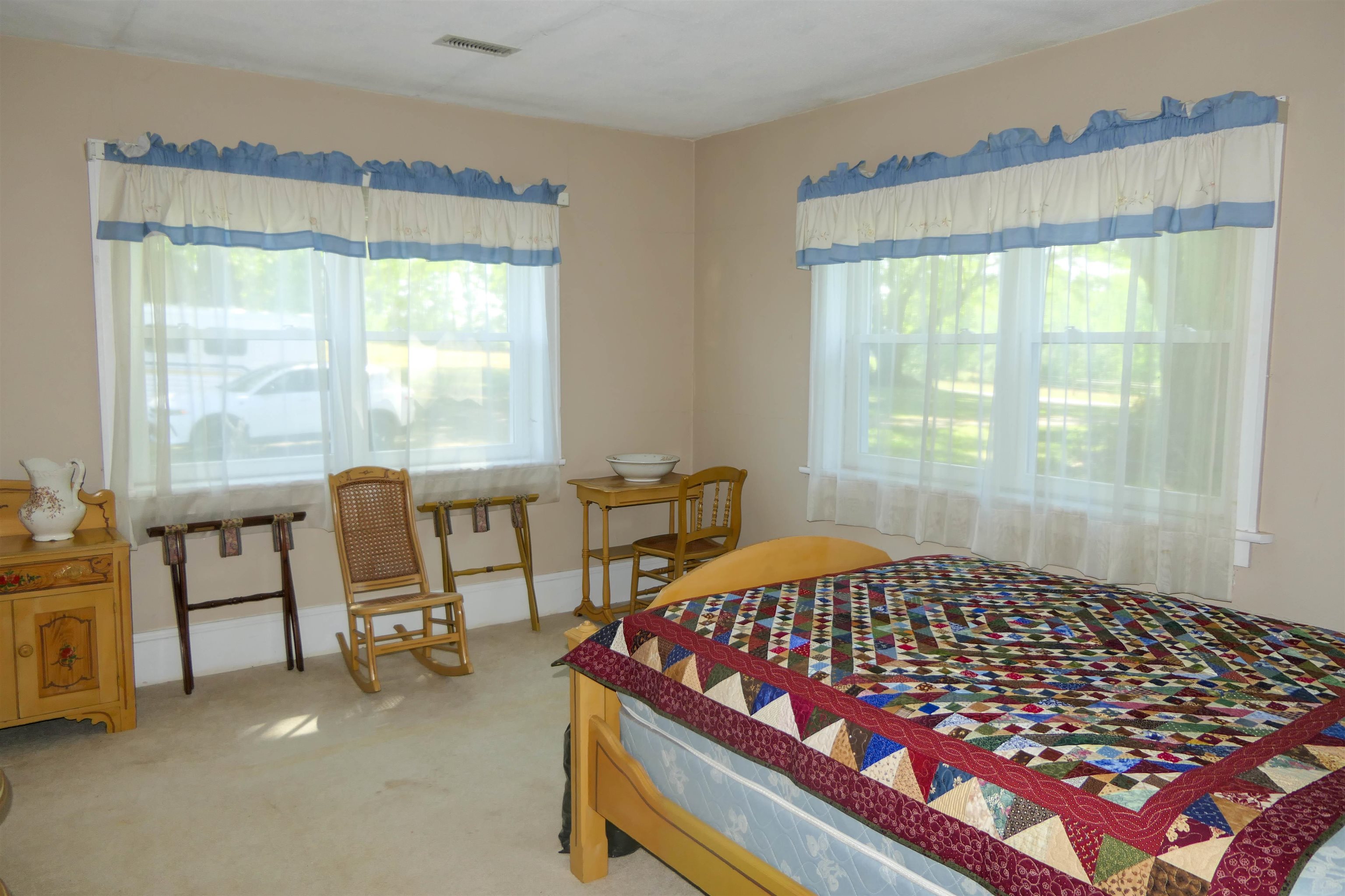 418 North Green River Road Gaffney, SC 29341 - Photo 22 of 30