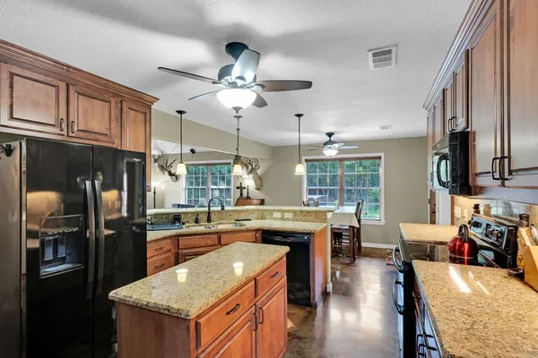 $592,900 | 7731 Shady Lane, Scurry, TX 75158