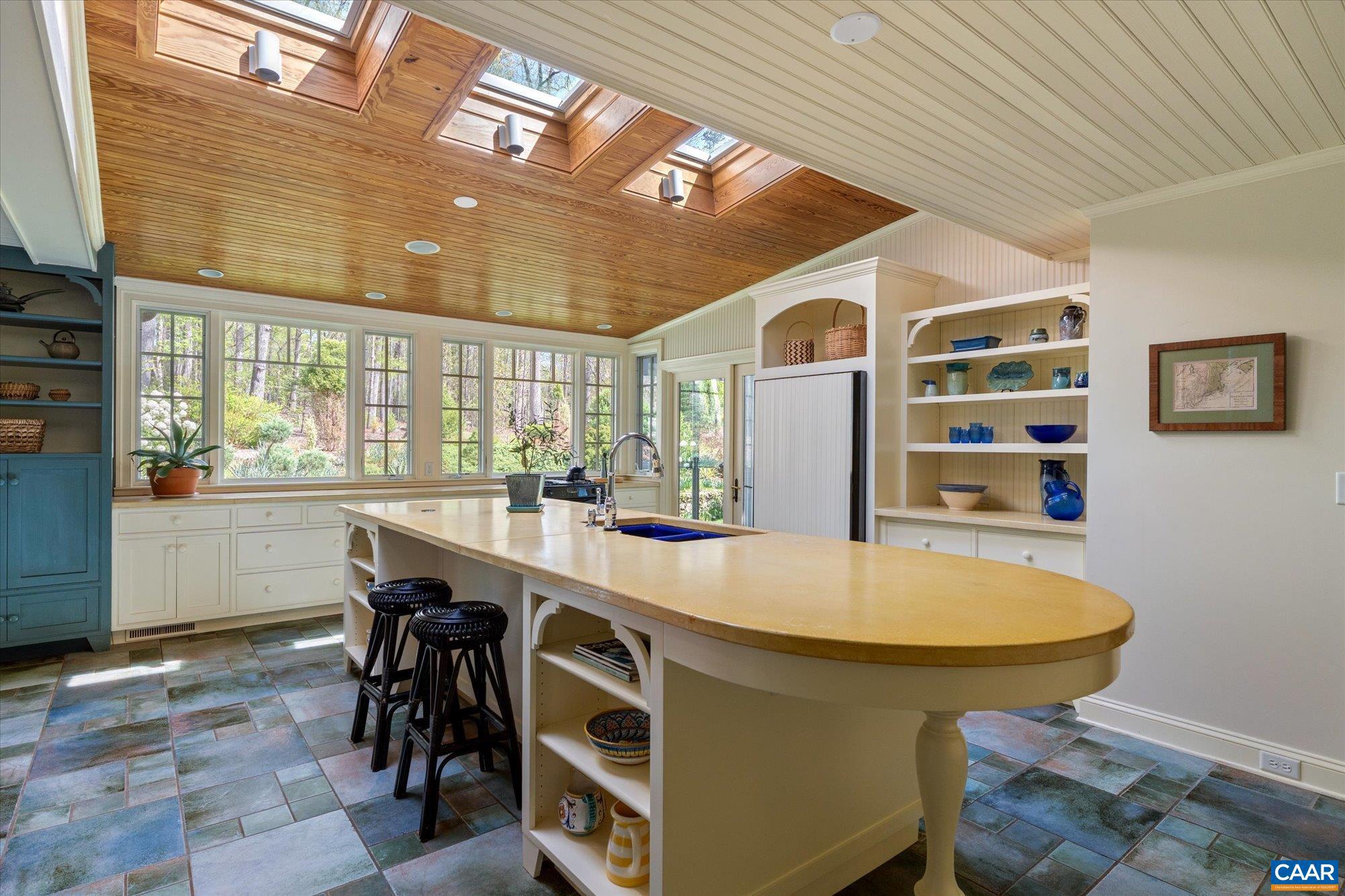 995 Old Garth Road Charlottesville, VA 22901 - Photo 25 of 71