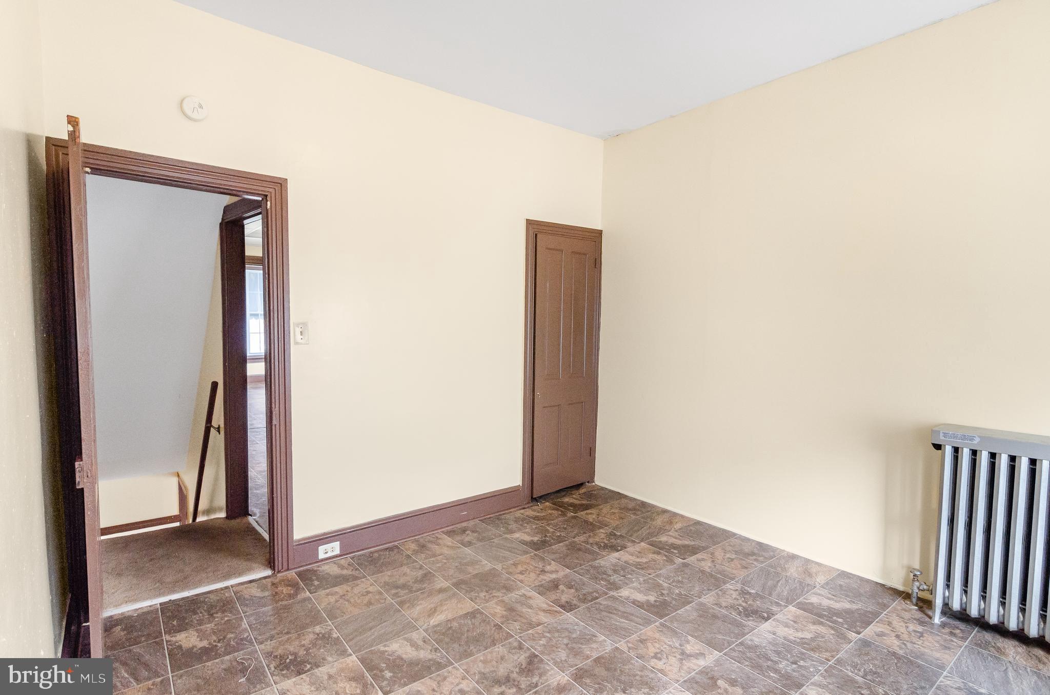 548 Locust Street Reading, PA 19604 - Photo 10 of 15 Gallery Image 10
