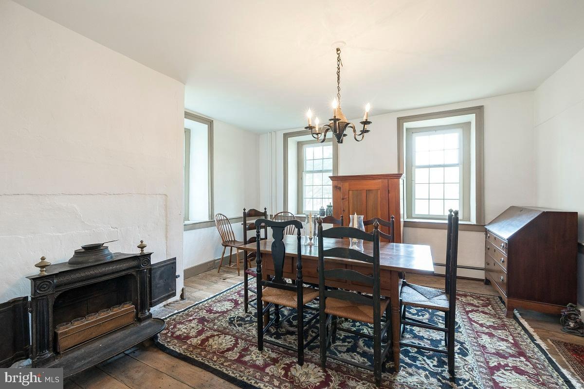 1251 Conestoga Road Chester Springs, PA 19425 - Photo 12 of 63 Dining room