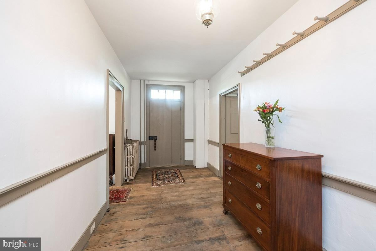 1251 Conestoga Road Chester Springs, PA 19425 - Photo 23 of 63 Foyer