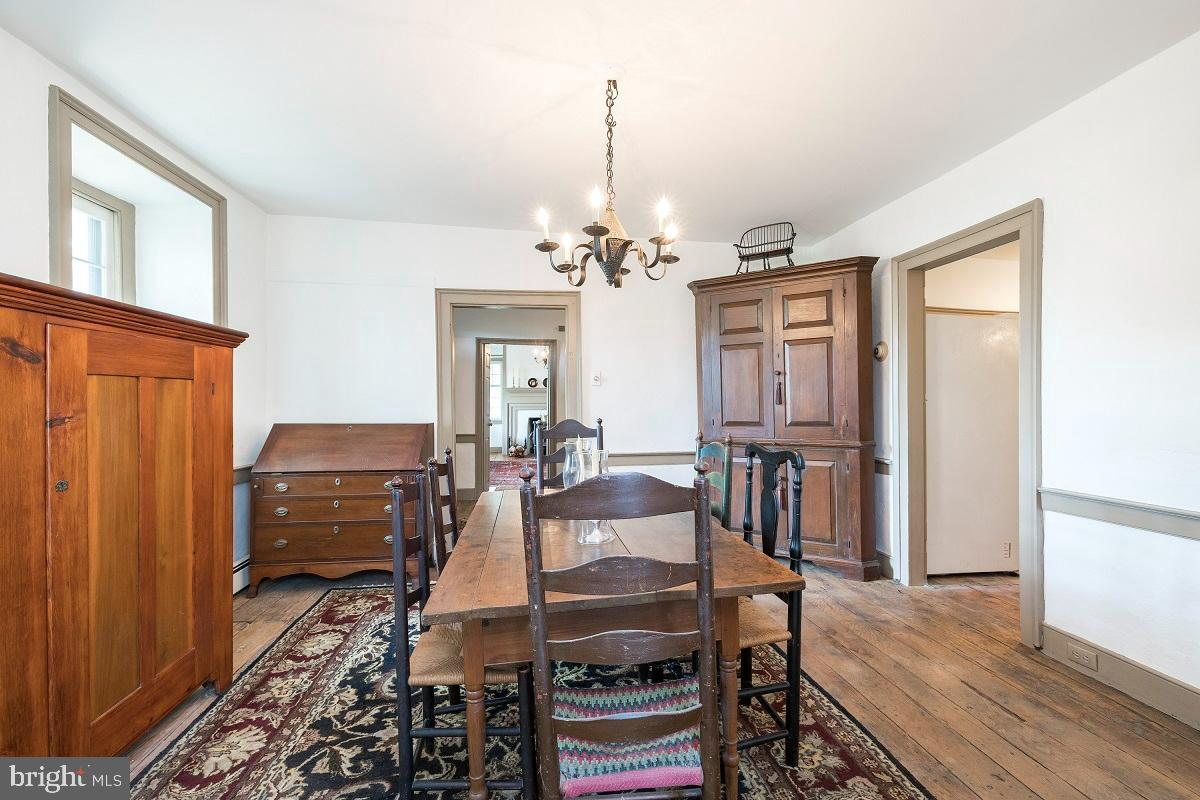 1251 Conestoga Road Chester Springs, PA 19425 - Photo 9 of 63 Dining room