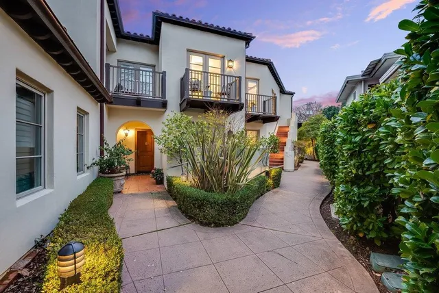 $988,000 | 141 West 3rd Avenue, San Mateo, CA 94402