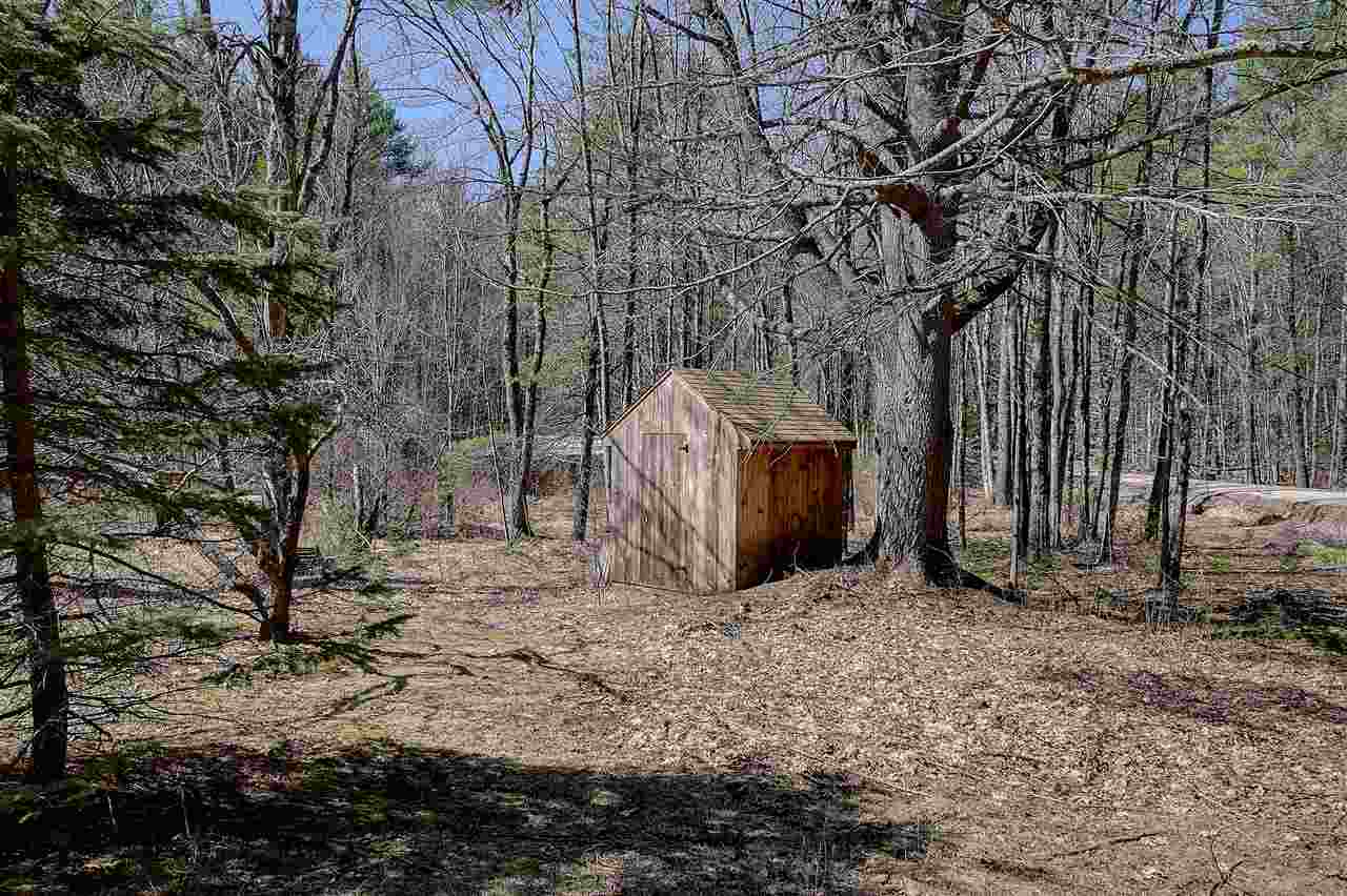 498 Birdsall Road Francestown, NH 03043 - Photo 4 of 24